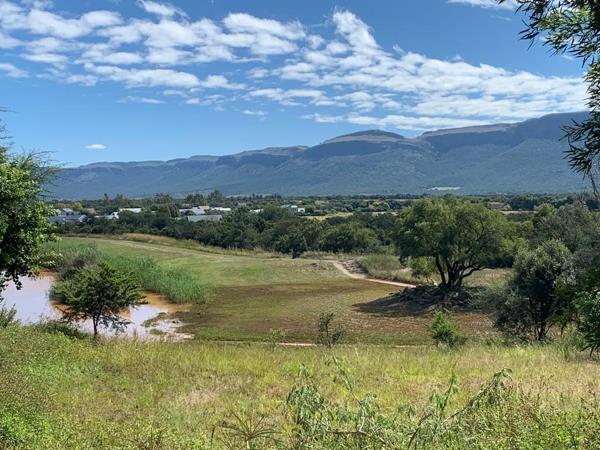 700 m² Land