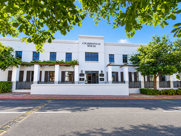 163 m² Commercial space