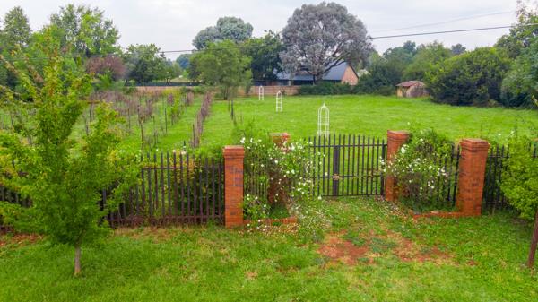 4 064 m² Land