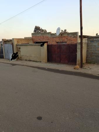 2 Bedroom House