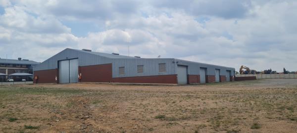 2 400 m² Industrial space