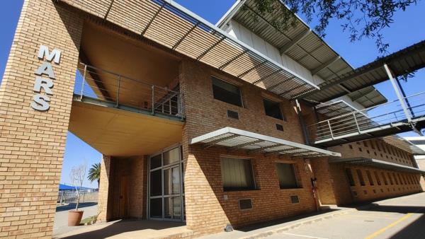 1 454 m² Office Space