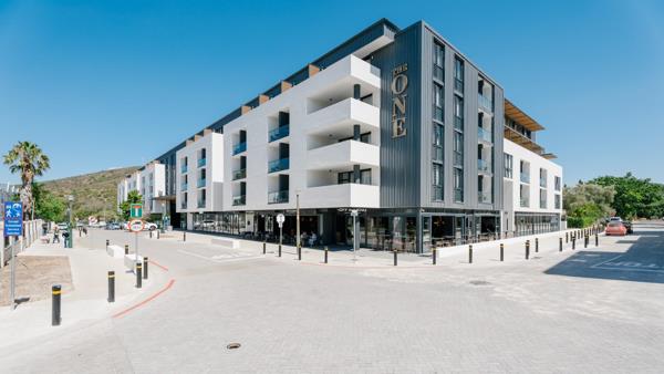 1 Bedroom Apartment