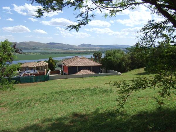 1 154 m² Land