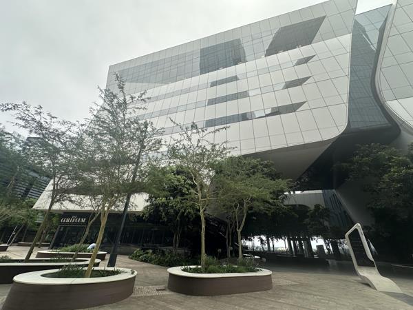 426 m² Commercial space