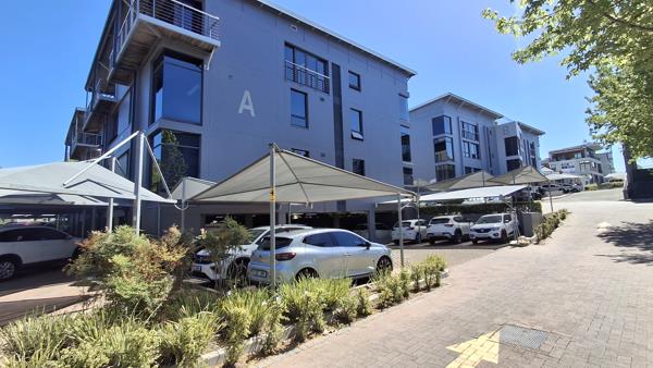 230 m² Commercial space