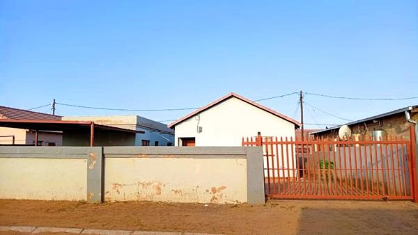 2 Bedroom House