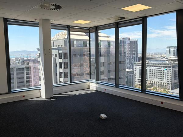 625 m² Office Space