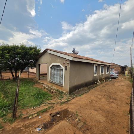 2 Bedroom House