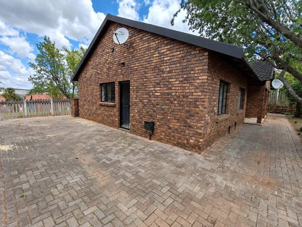 1 Bedroom Townhouse