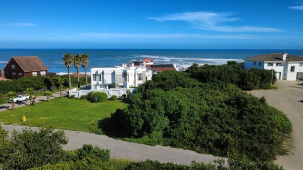 733 m² Land