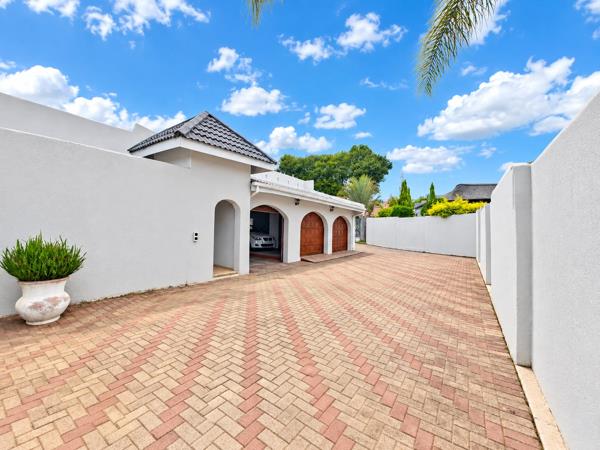 5 Bedroom House