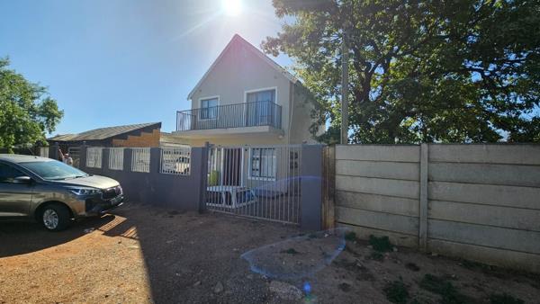 6 Bedroom House