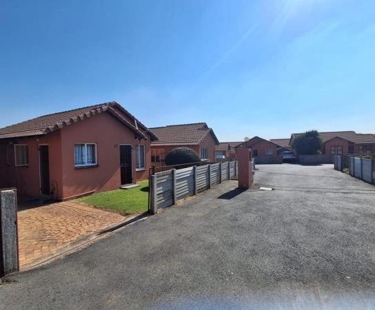 3 Bedroom Townhouse