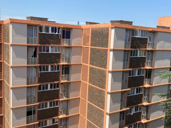 6 Bedroom Apartment