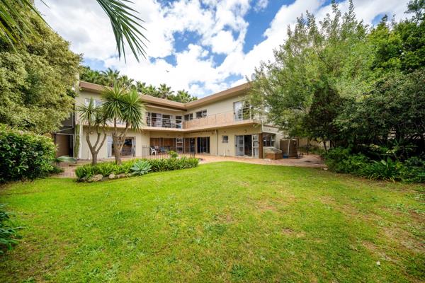 6 Bedroom House