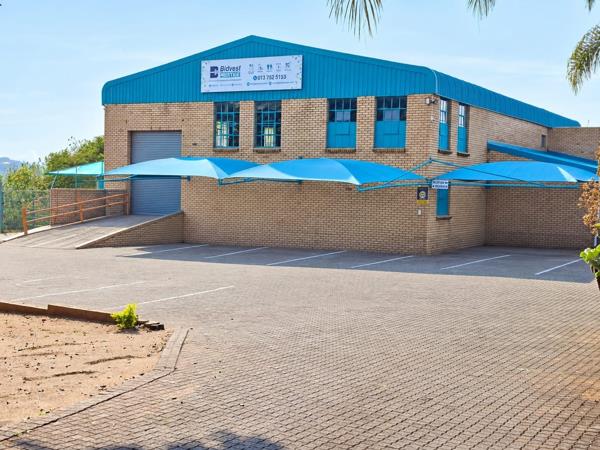 687 m² Commercial space