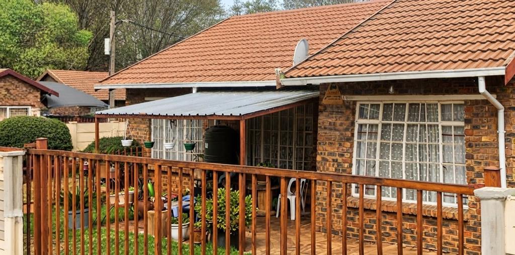 2 Bedroom House