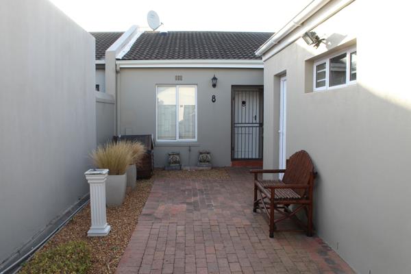 2 Bedroom Townhouse in Fish Hoek