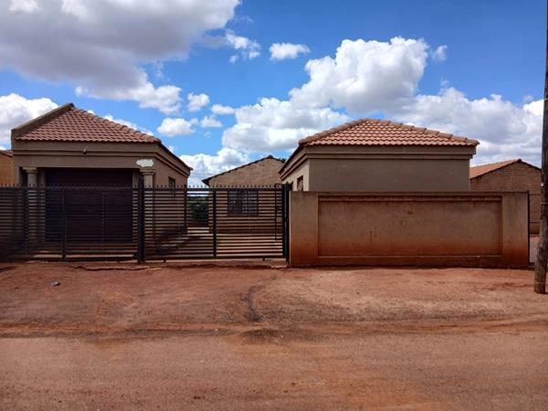 2 Bedroom House