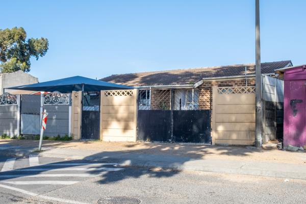 2 Bedroom House