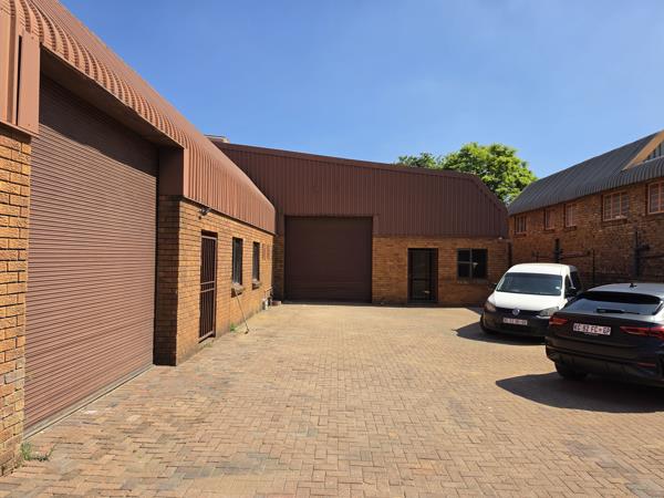 390 m² Industrial space