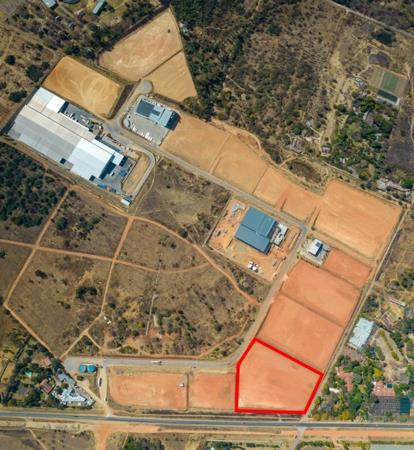 5 661 m² Land