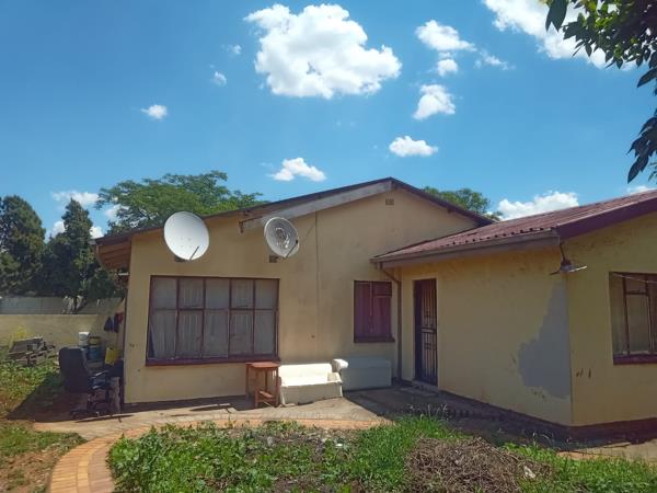 6 Bedroom House