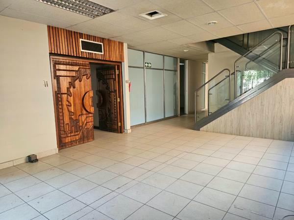 660 m² Commercial space