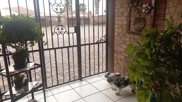 2 Bedroom Townhouse