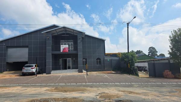 1 490 m² Commercial space