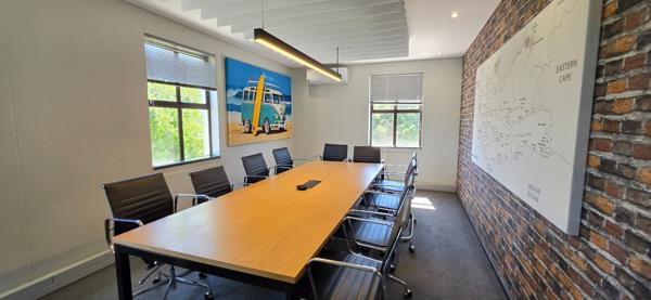 163 m² Office Space