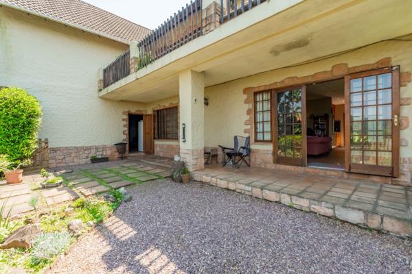 6 Bedroom Townhouse