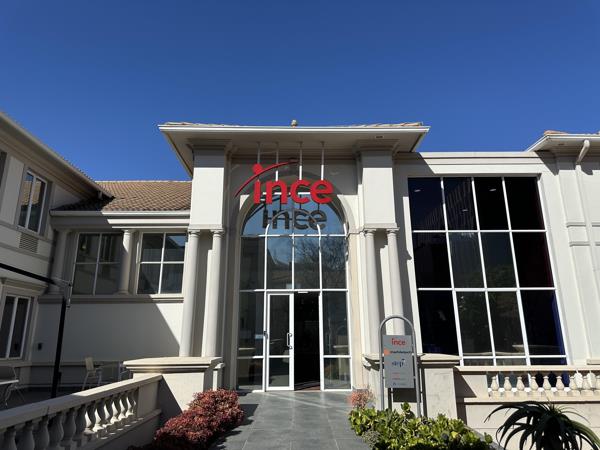 425 m² Commercial space
