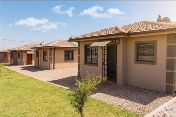 2 Bedroom House