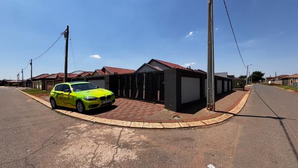 2 Bedroom House