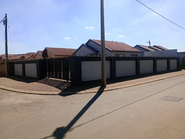 2 Bedroom House