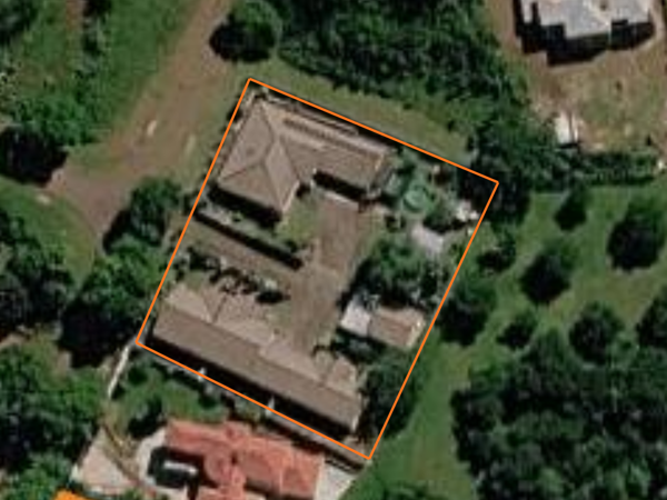 10 Bedroom House