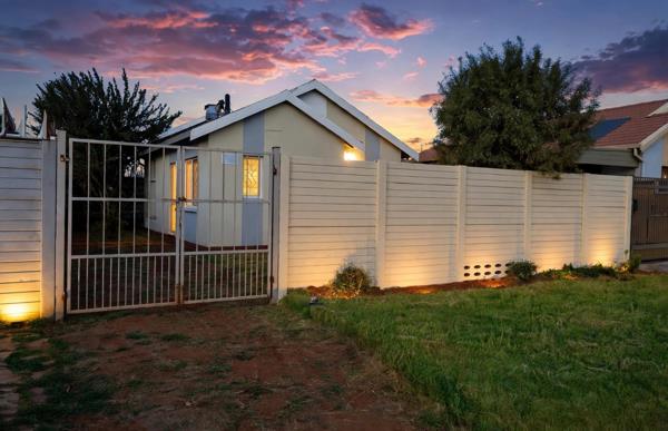 2 Bedroom Simplex