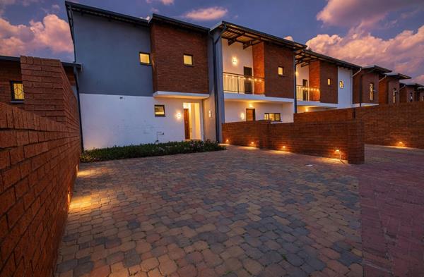 2 Bedroom Simplex