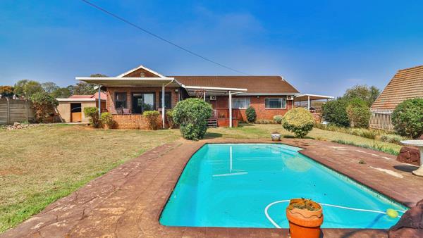 5 Bedroom House