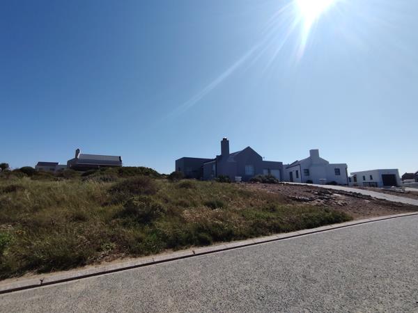 751 m² Land