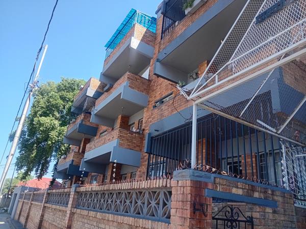 2 Bedroom Flat