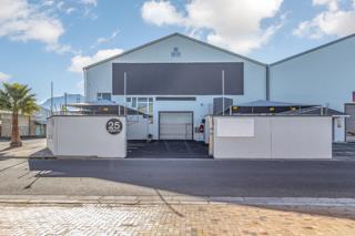900 m² Commercial space
