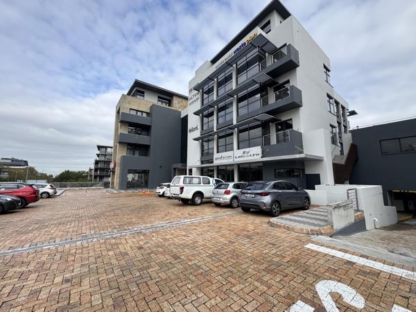 632 m² Commercial space