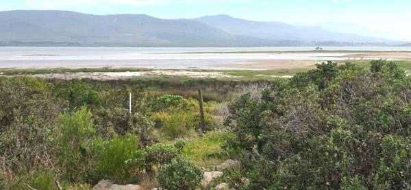 984 m² Land
