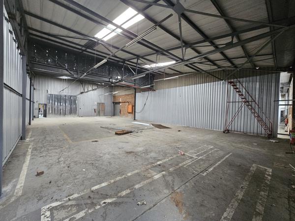 298 m² Industrial space