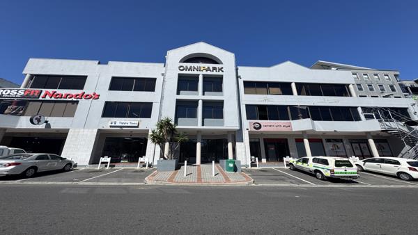 330 m² Commercial space