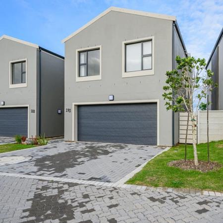 3 Bedroom Townhouse
