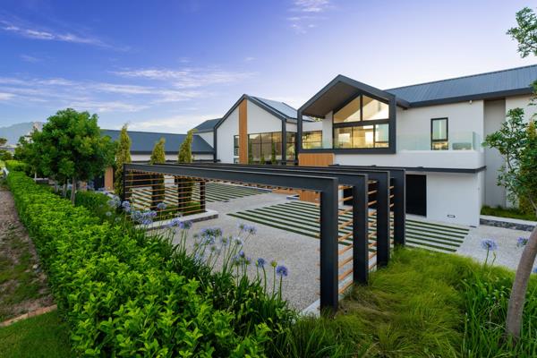 7 Bedroom House